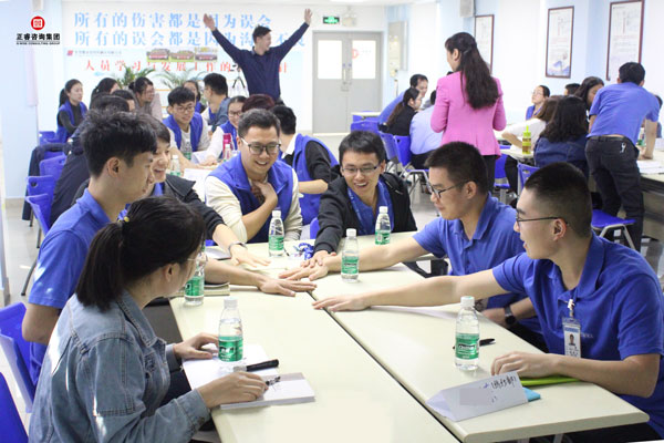熱烈祝賀德永佳《企業(yè)內(nèi)訓師培訓TTT》研修課程成功舉辦！