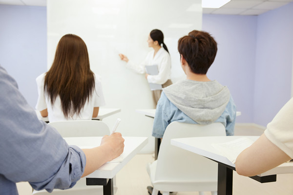 人才梯隊建設(shè)：培養(yǎng)儲備，確保企業(yè)持續(xù)發(fā)展