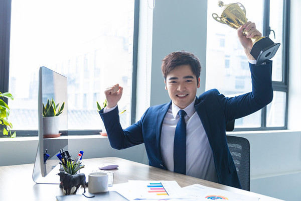 合理控制薪酬成本，提高企業(yè)利潤與員工福利水平