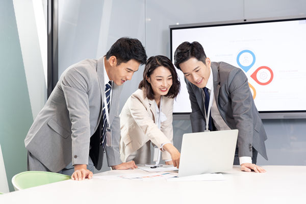 精益人才發(fā)展：培養(yǎng)專業(yè)人才，推動(dòng)企業(yè)持續(xù)發(fā)展