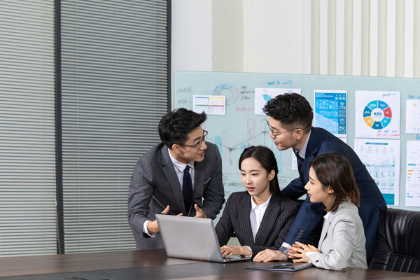 精益人才發(fā)展：培養(yǎng)專業(yè)人才，推動(dòng)企業(yè)持續(xù)發(fā)展