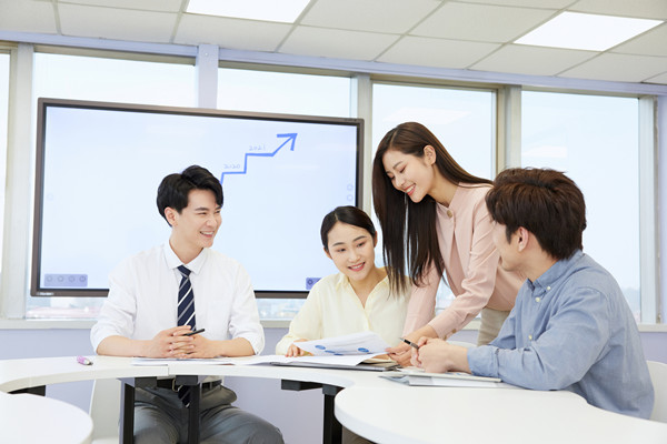 目標(biāo)引領(lǐng)：制定明確目標(biāo)，提升企業(yè)執(zhí)行力