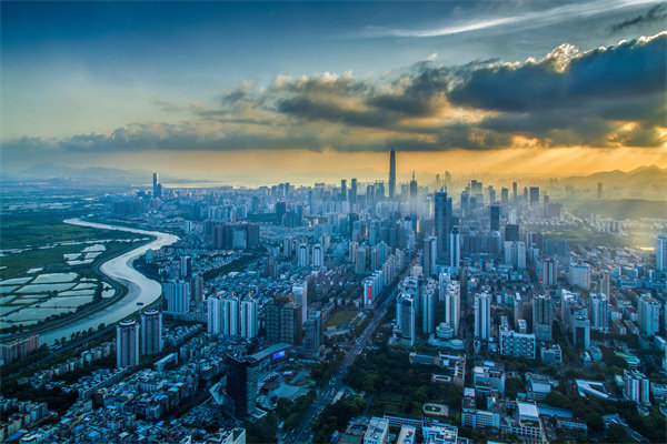 精準把握市場脈搏，制定經營計劃，引領企業(yè)搶占先機