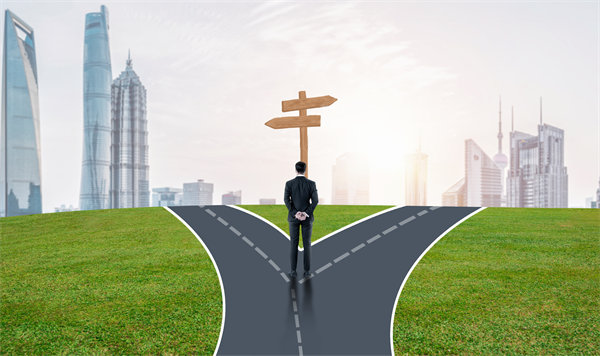 如果一家企業(yè)沒(méi)有明確的經(jīng)營(yíng)戰(zhàn)略，會(huì)有什么樣的風(fēng)險(xiǎn)？