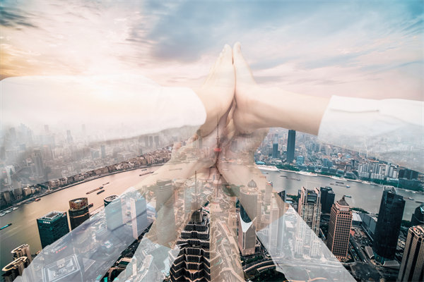如何制定符合企業(yè)戰(zhàn)略目標(biāo)的組織發(fā)展路徑？