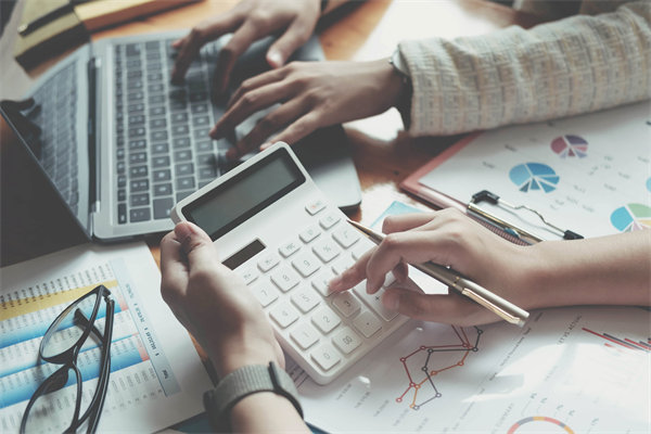面對經濟新常態(tài)，企業(yè)如何靈活調整預算策略？