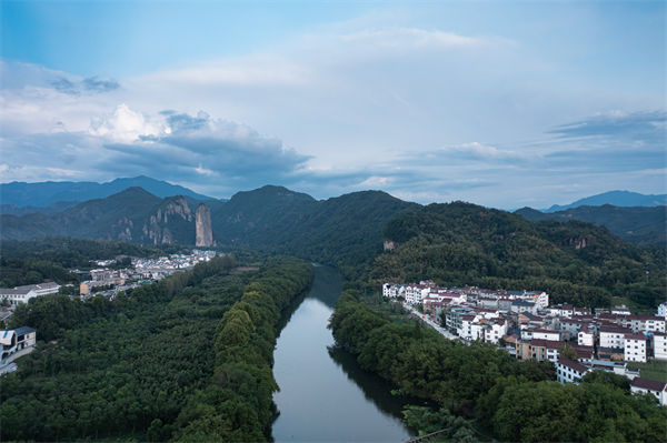 麗水戰(zhàn)略咨詢公司如何為企業(yè)規(guī)劃長(zhǎng)遠(yuǎn)藍(lán)圖？