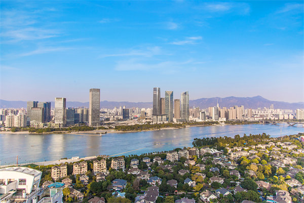 企業(yè)如何借助福州咨詢公司提升品牌知名度和市場(chǎng)份額？