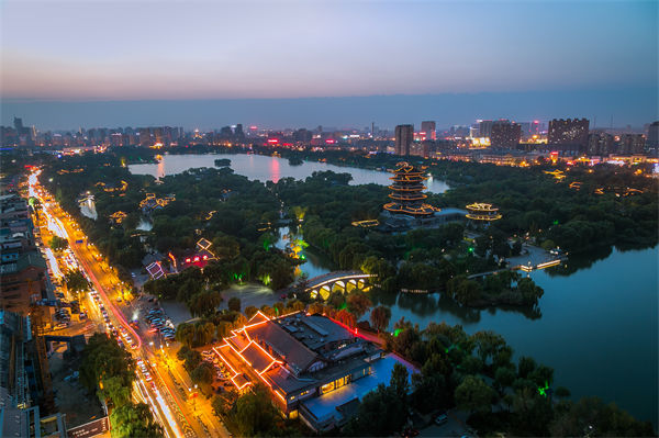 戰(zhàn)略規(guī)劃總落空？濟(jì)南戰(zhàn)略咨詢公司如何讓目標(biāo)落地有跡可循？