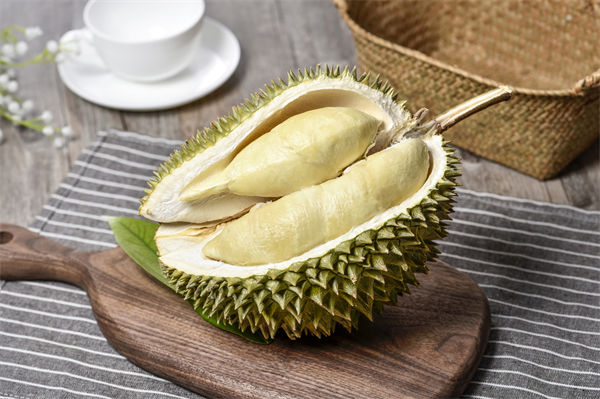 榴蓮價(jià)格暴跌50%，有人買了50箱，預(yù)算管理怎么看？