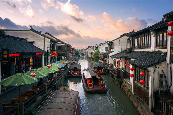 戰(zhàn)略管理如何精準錨定小眾市場，挖掘潛在的藍海？