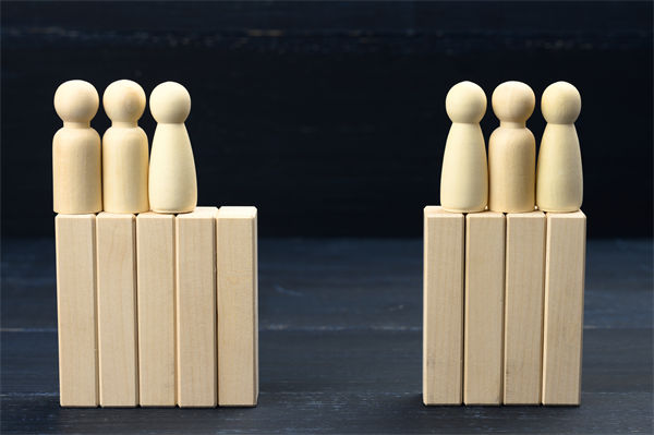 企業(yè)文化標(biāo)語掛滿墻，為何員工依然缺乏認(rèn)同感？