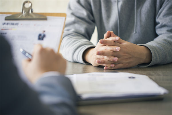人社局回應(yīng)公司招聘35歲以上勿擾，企業(yè)管理怎么看？
