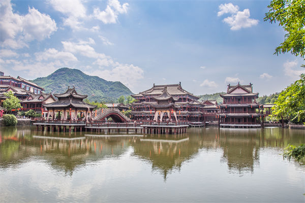 制造業(yè)管理分析：短劇基地狂飆，誰是下一個橫店？