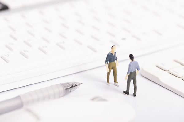 哪個咨詢公司最靠譜，能真正幫企業(yè)落地管理升級？